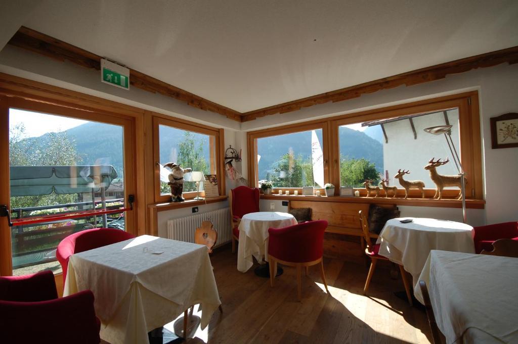 Chalet Fiocco Di Neve Pinzolo Exterior foto